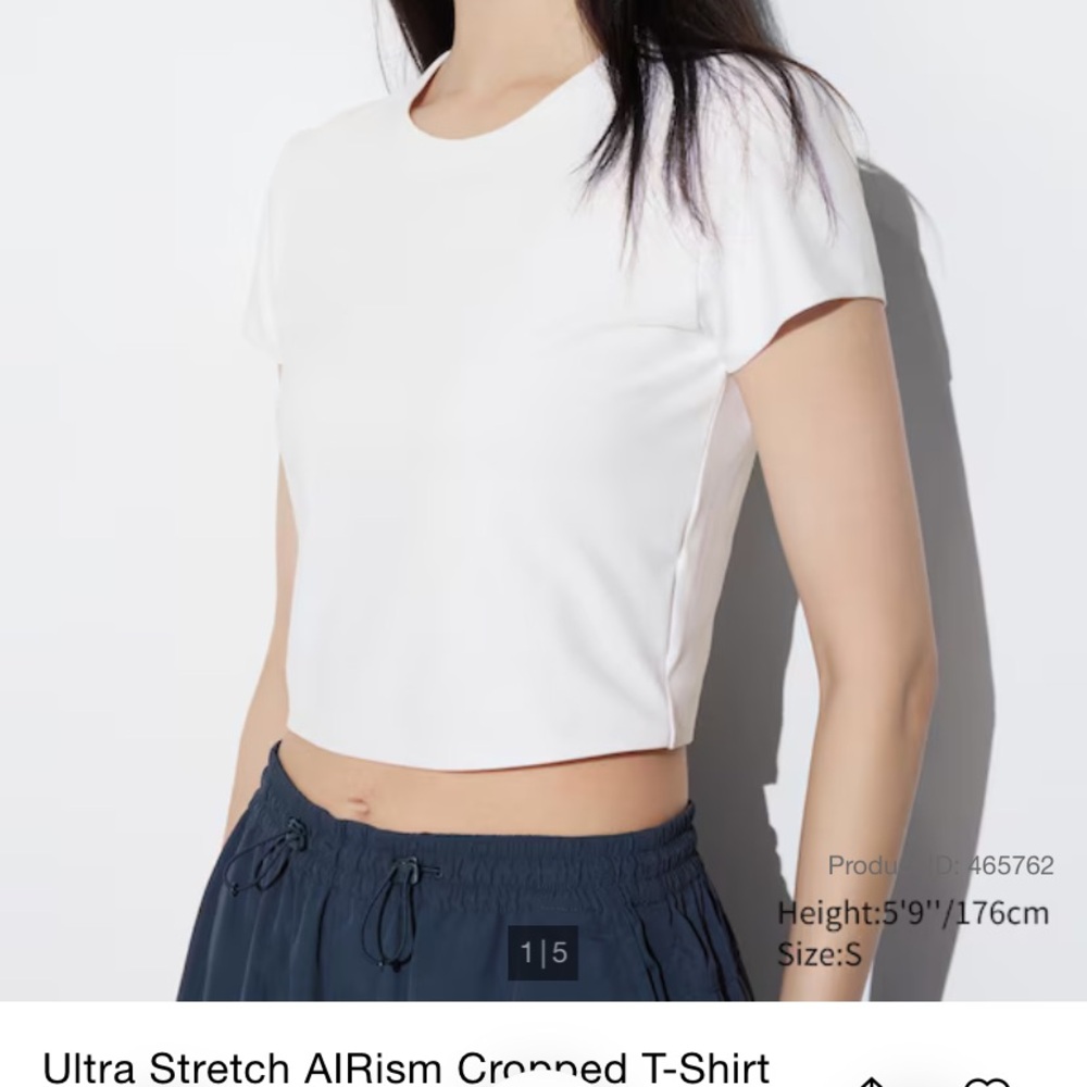 Uniqlo cropped white tee